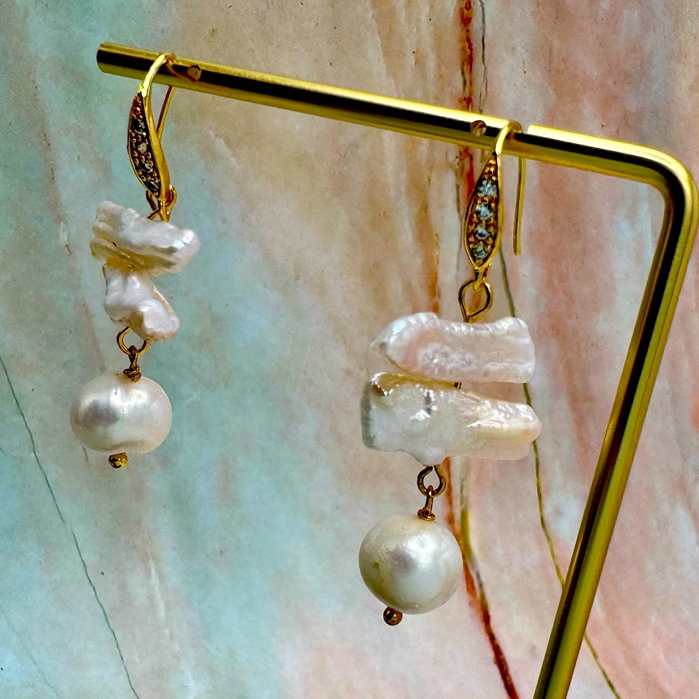 Biwa Freshwater & Edison Pearl Dangles